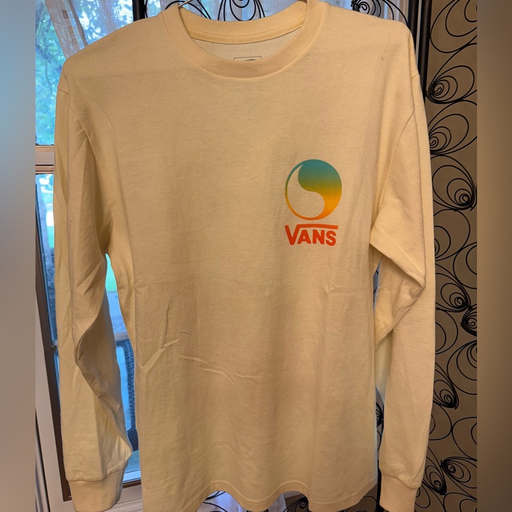 Vault by Vans men's long sleeve Medium T-shirt
